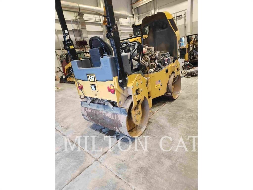 CAT CB34B Двойни барабанни ролки
