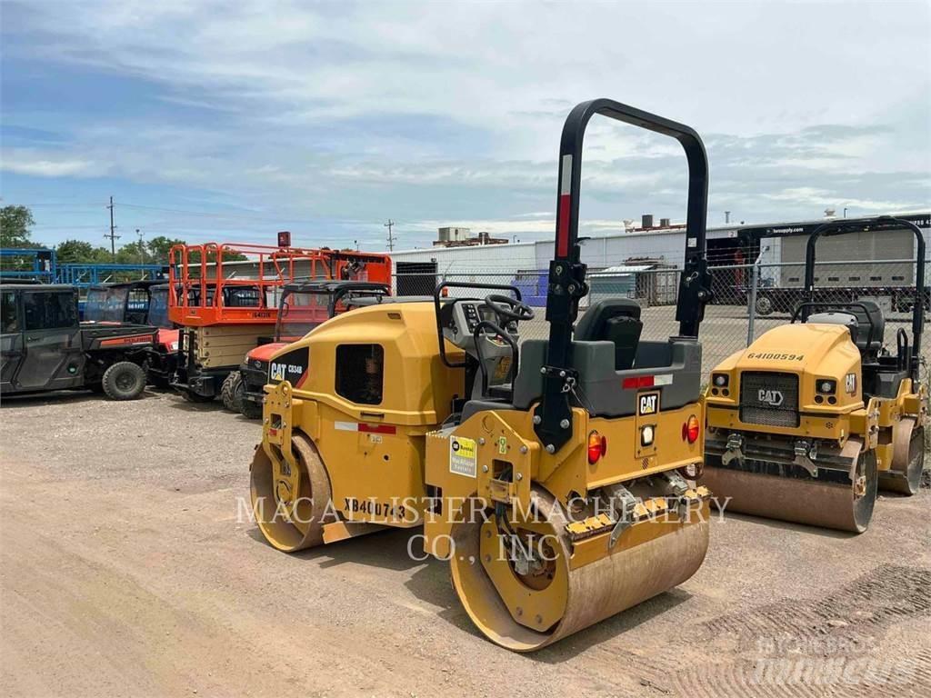 CAT CB34B Двойни барабанни ролки
