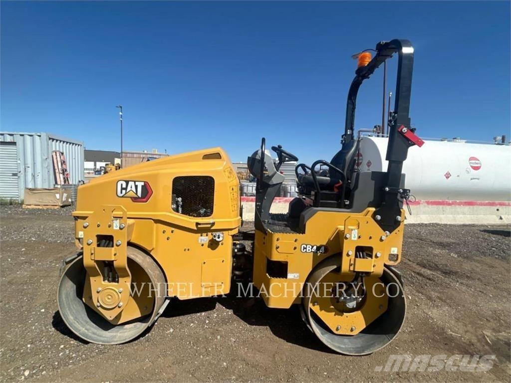 CAT CB4.4 Двойни барабанни ролки

