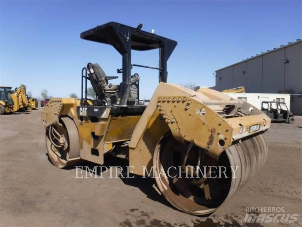 CAT CB64 Двойни барабанни ролки
