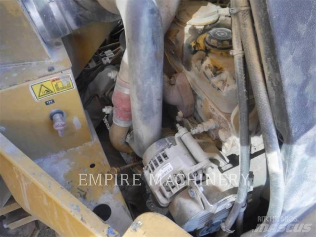 CAT CB64 Двойни барабанни ролки

