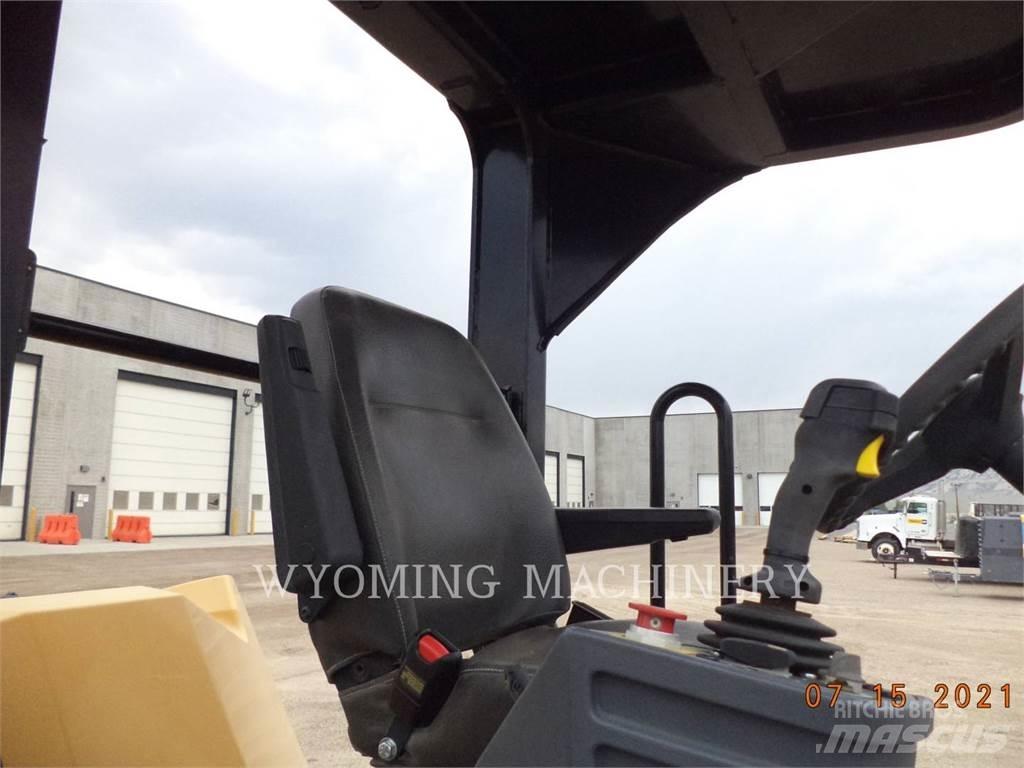 CAT CB64 Уплътнители за почва
