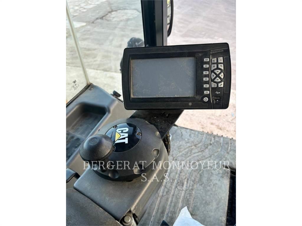 CAT CD10 Уплътнители за почва
