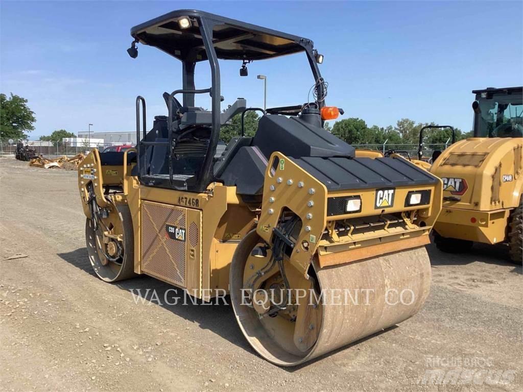 CAT CD8 Уплътнители за почва
