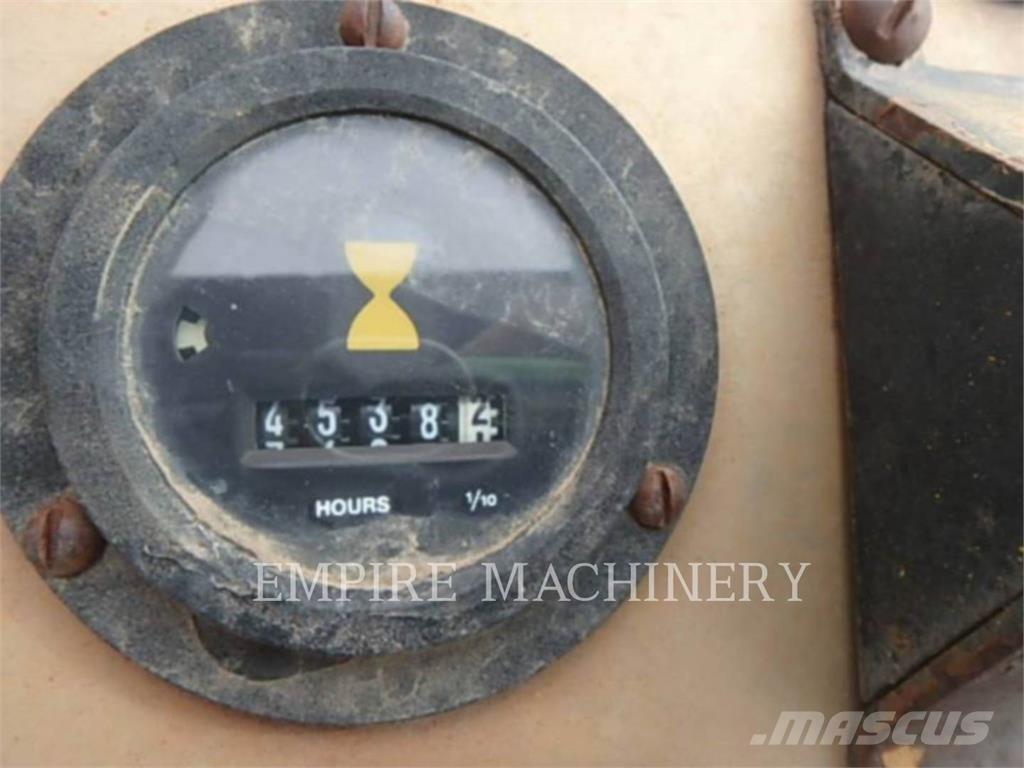 CAT CP323 Еднобарабанни ролки
