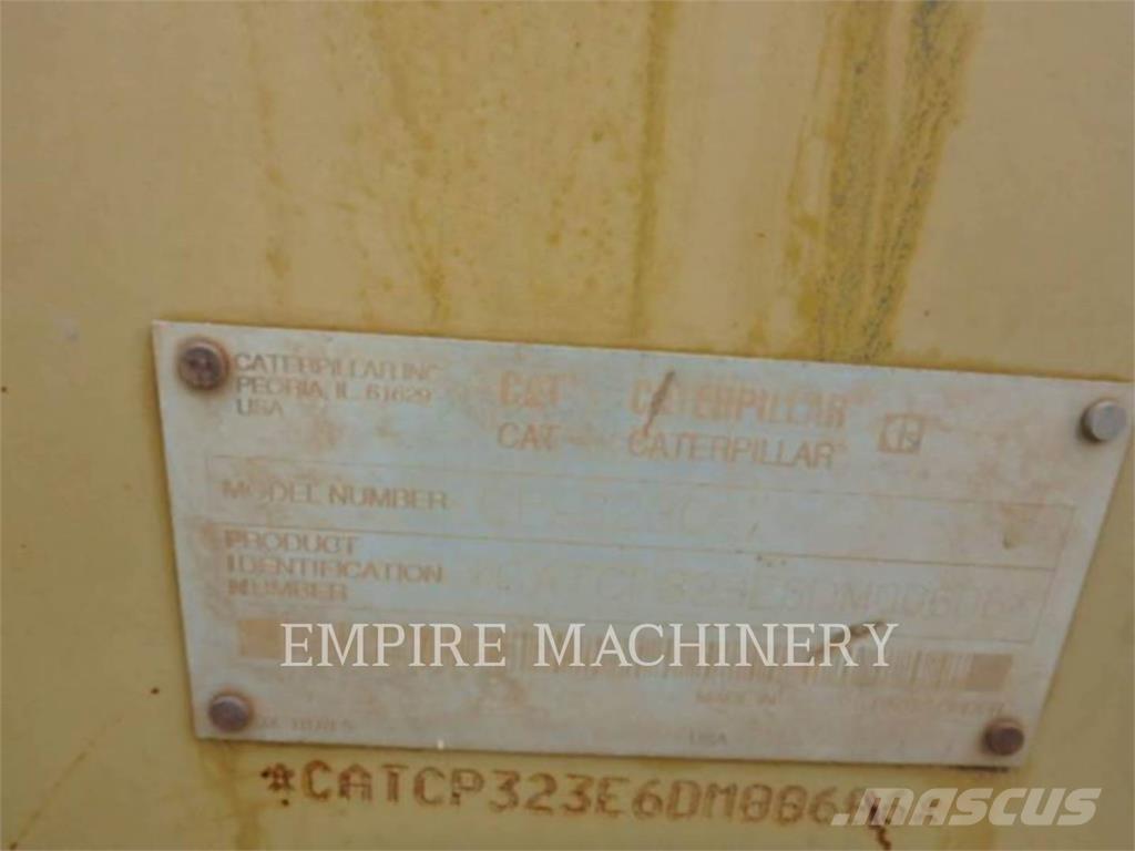 CAT CP323C Еднобарабанни ролки
