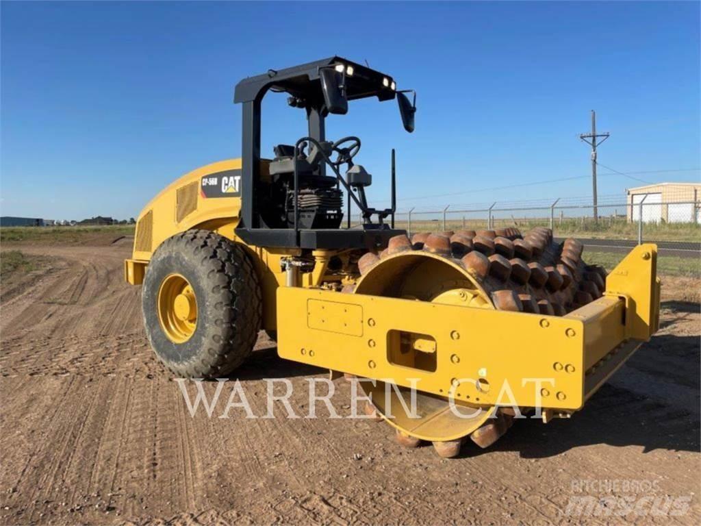 CAT CP56B Машини за асфалт