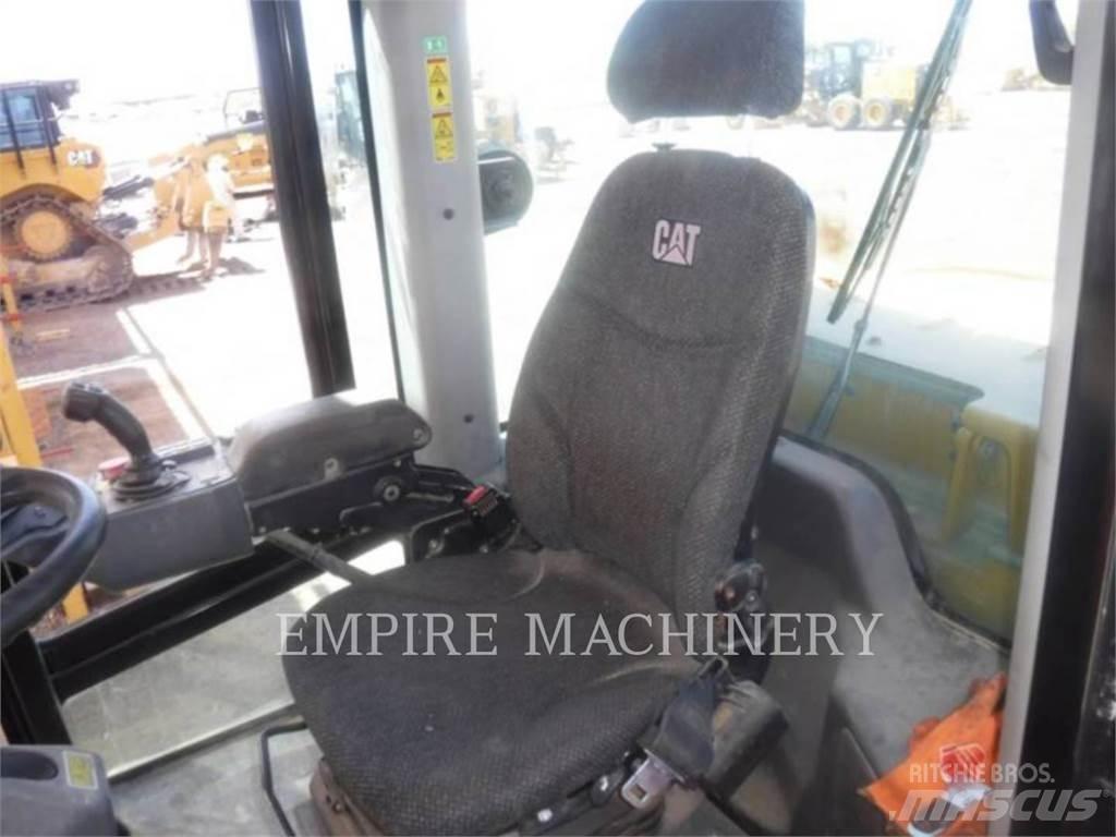CAT CP56B Еднобарабанни ролки
