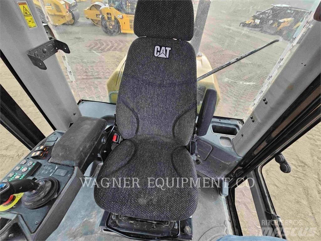 CAT CP56B Уплътнители за почва

