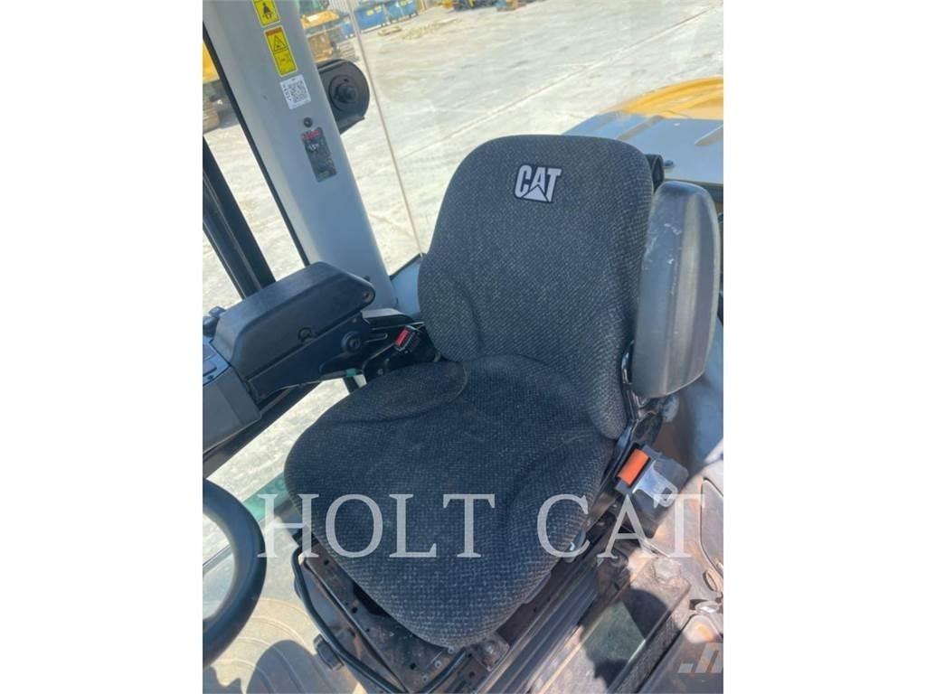 CAT CP56B CAB Рециклатори на асфалт