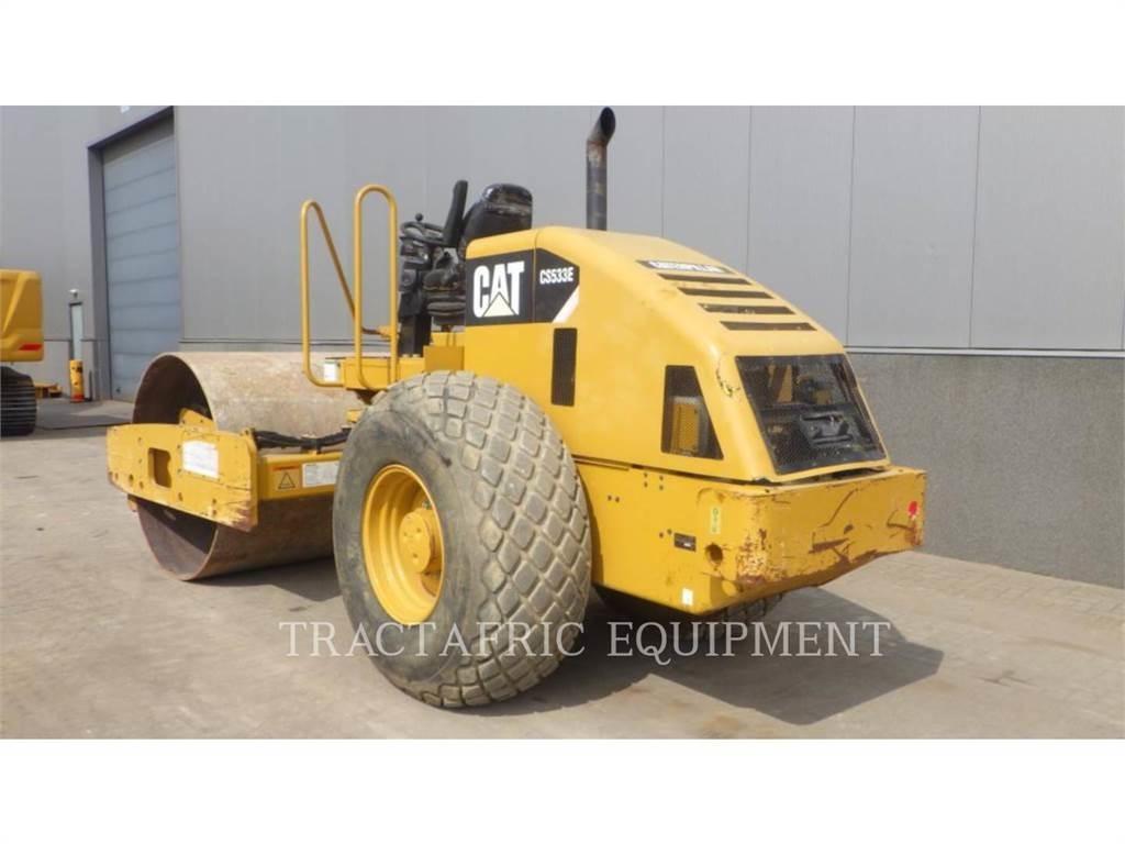 CAT CS-533E Еднобарабанни ролки
