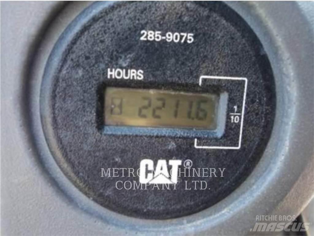 CAT CS-533E Еднобарабанни ролки
