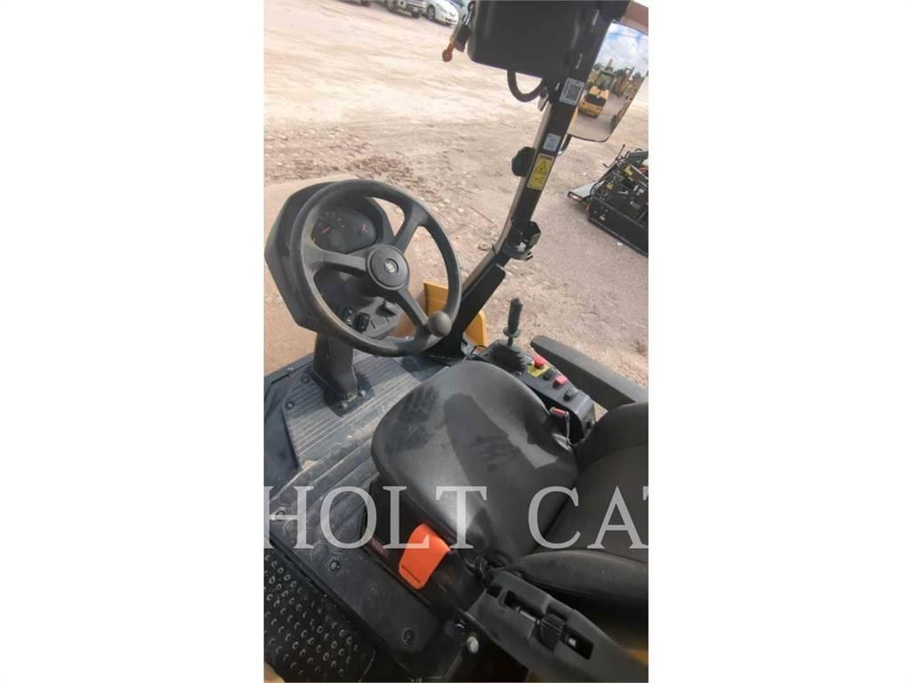 CAT CS11GC Еднобарабанни ролки
