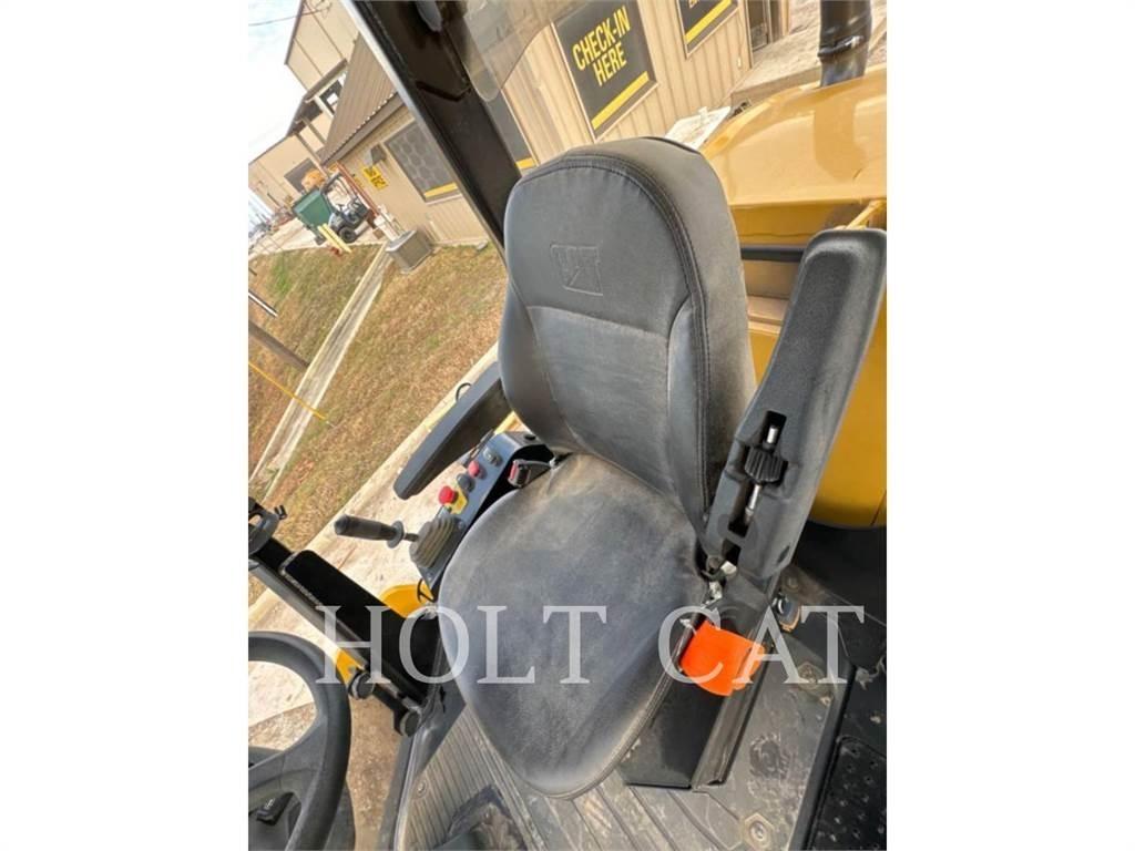 CAT CS11GC Еднобарабанни ролки
