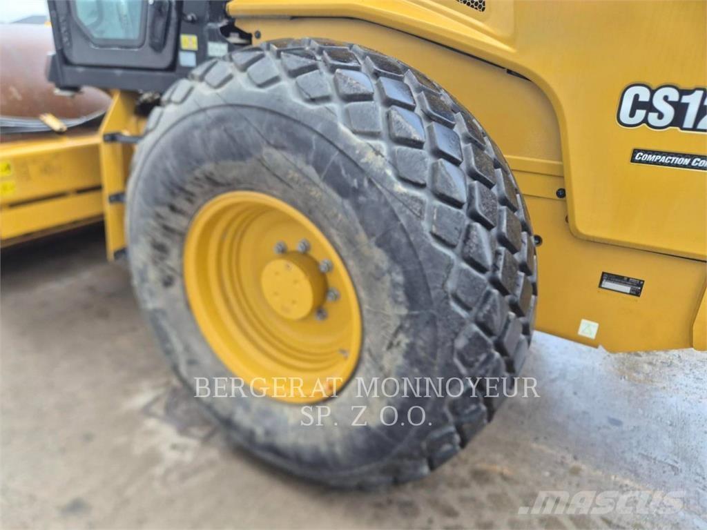 CAT CS12GC Еднобарабанни ролки
