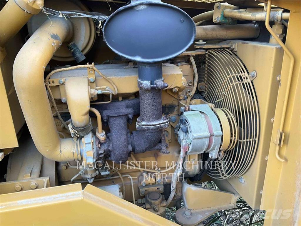 CAT CS433C Еднобарабанни ролки
