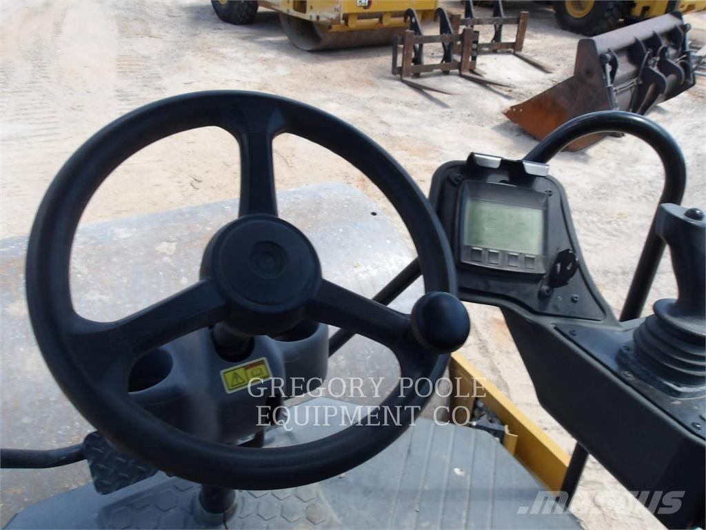 CAT CS56B Еднобарабанни ролки
