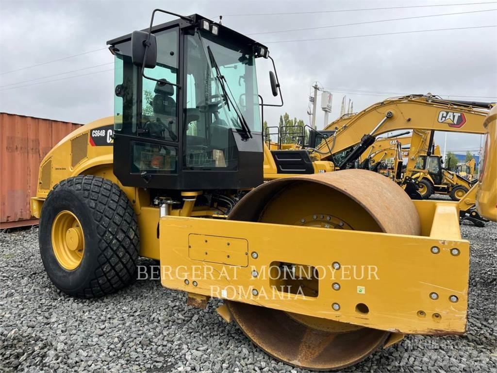 CAT CS64B Еднобарабанни ролки
