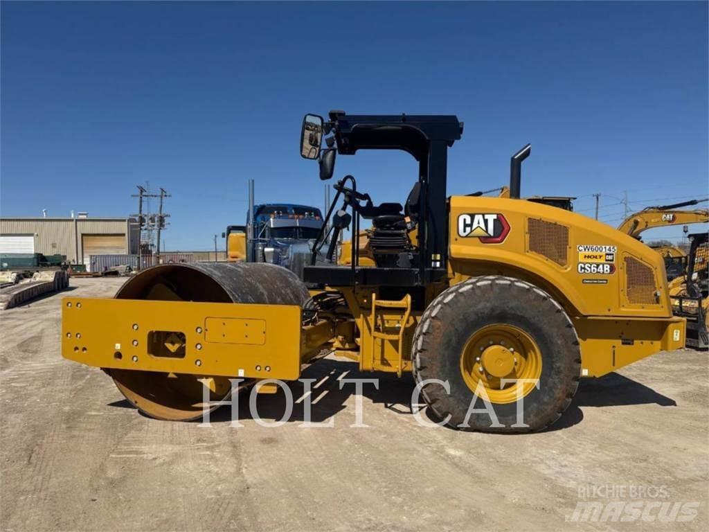 CAT CS64B Еднобарабанни ролки
