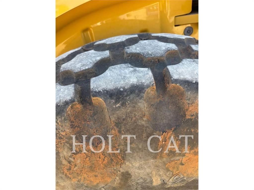 CAT CS64B Еднобарабанни ролки
