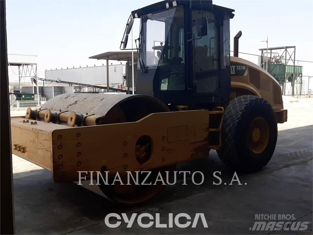 CAT CS74B Еднобарабанни ролки
