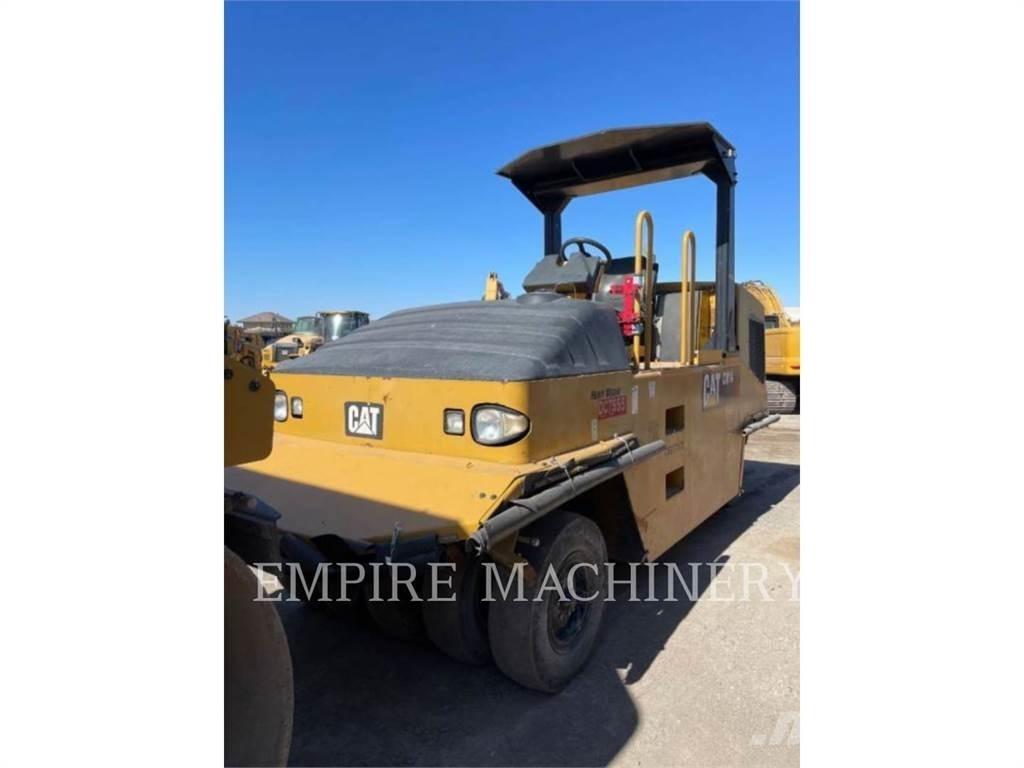 CAT CW14 Пневматични гумени  ролки
