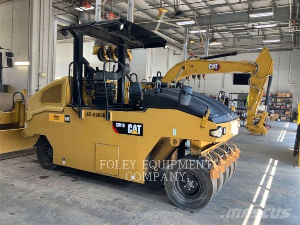 CAT CW16 Уплътнители за почва
