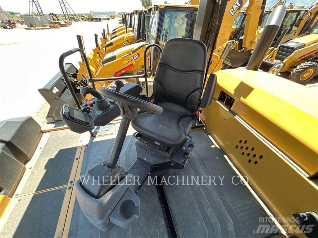 CAT CW34 Пневматични гумени  ролки
