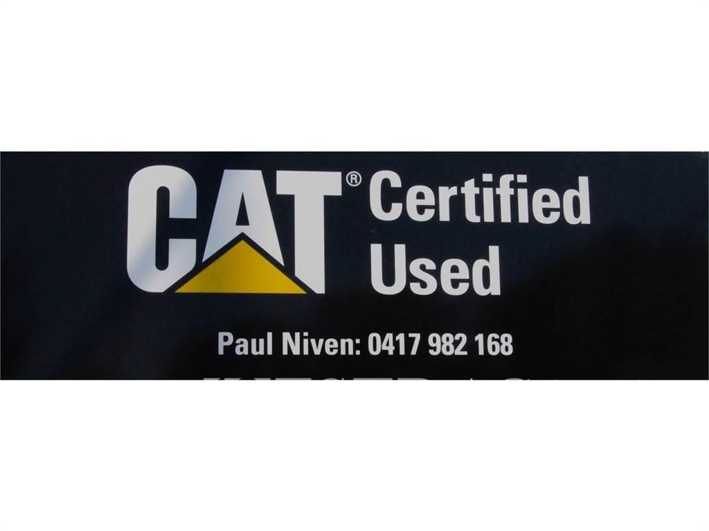 CAT CW34 Пневматични гумени  ролки

