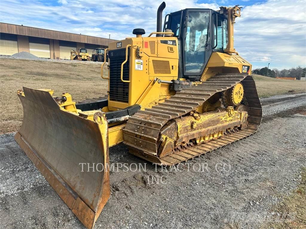 CAT D 6 N LGP Верижни булдозери
