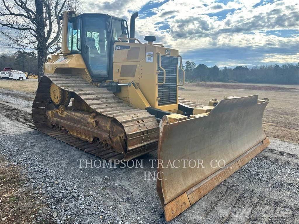 CAT D 6 N LGP Верижни булдозери
