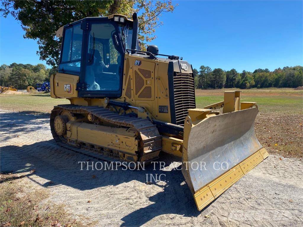 CAT D1 Верижни булдозери
