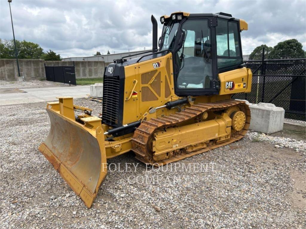 CAT D1-12VI Верижни булдозери
