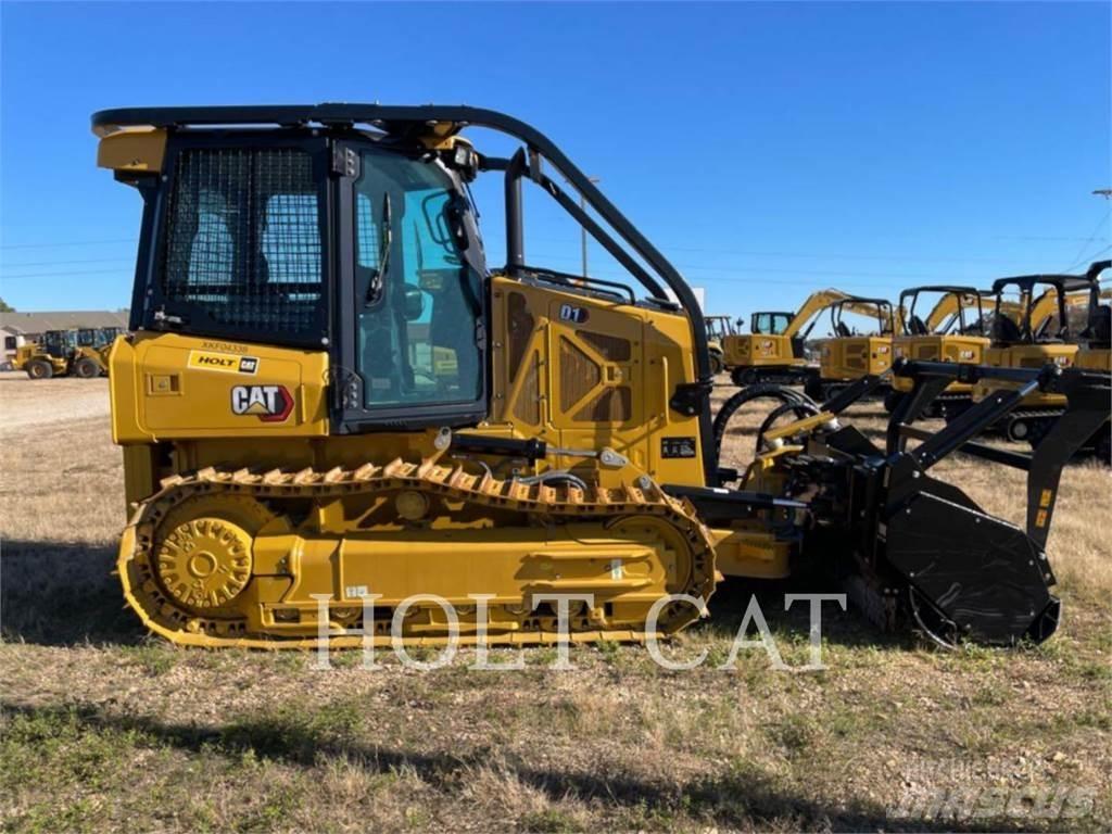 CAT D1 MULCHER Верижни булдозери
