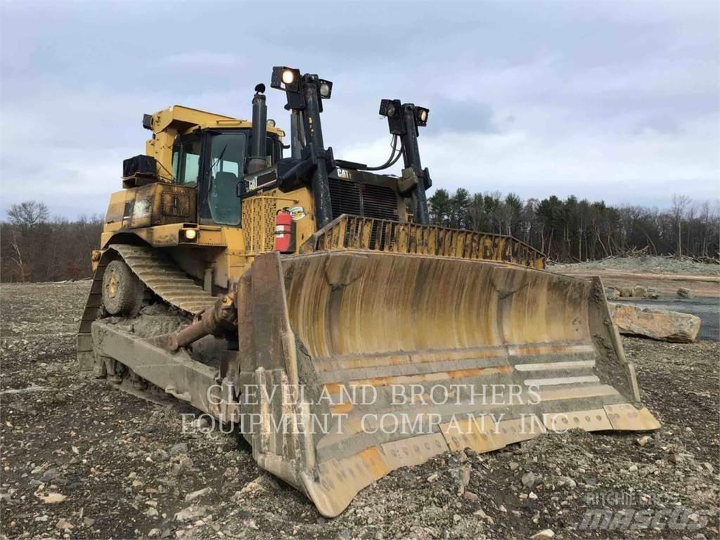 CAT D10T Верижни булдозери
