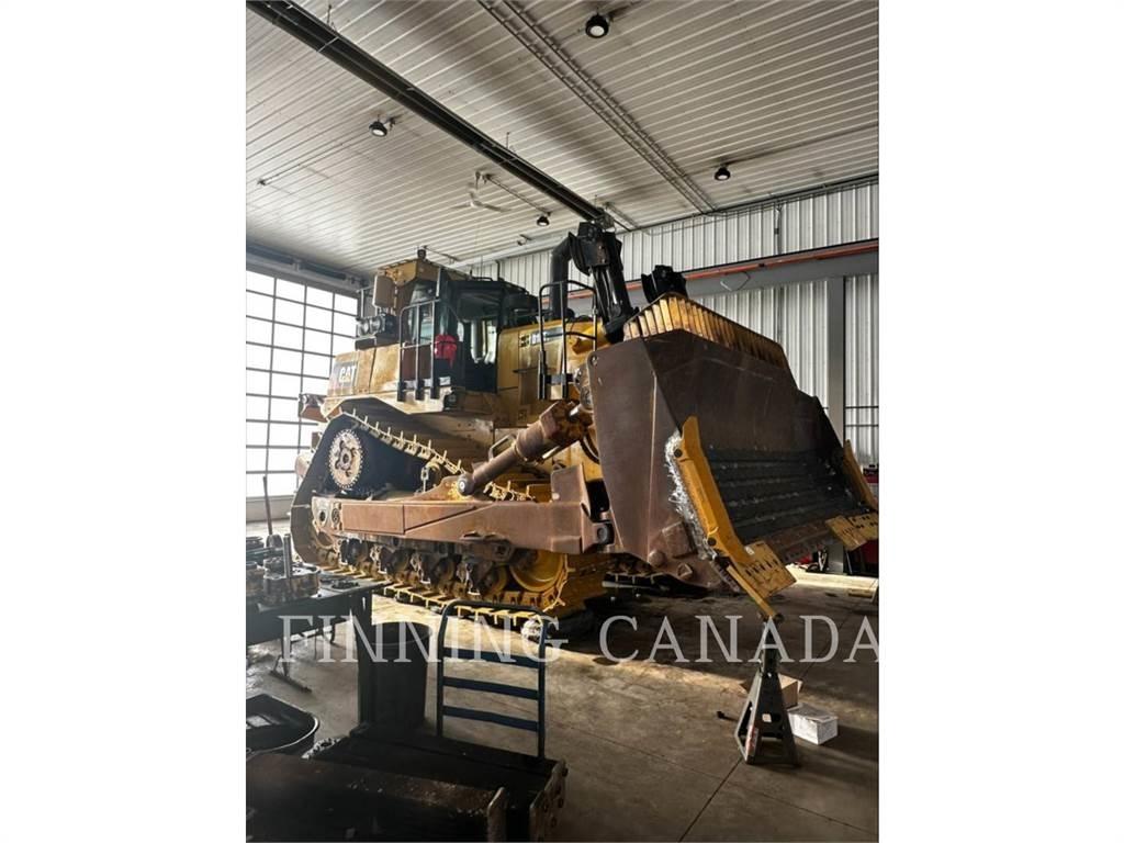 CAT D10T2 Верижни булдозери
