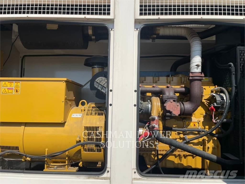 CAT D150-8 Дизелови генератори
