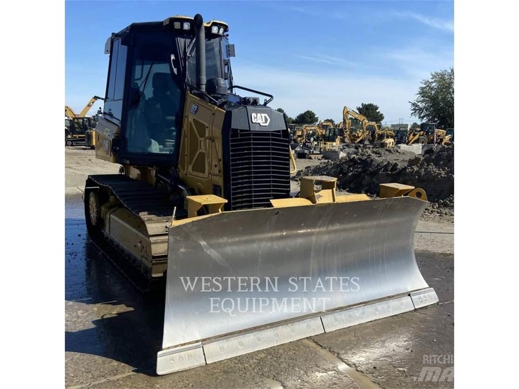 CAT D2 Верижни булдозери
