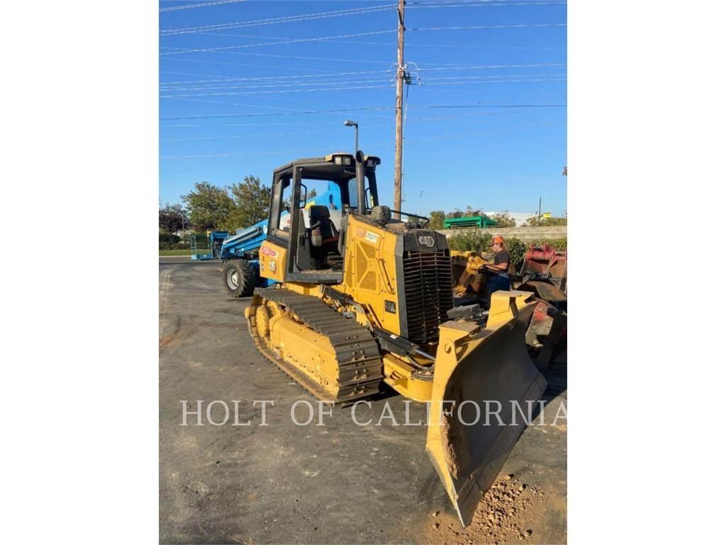 CAT D2 Верижни булдозери
