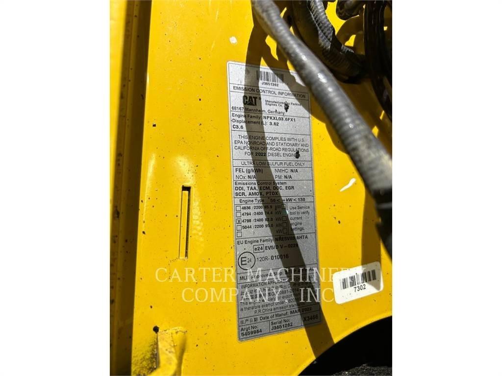CAT D2 Верижни булдозери
