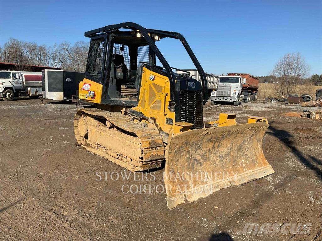 CAT D2 Верижни булдозери
