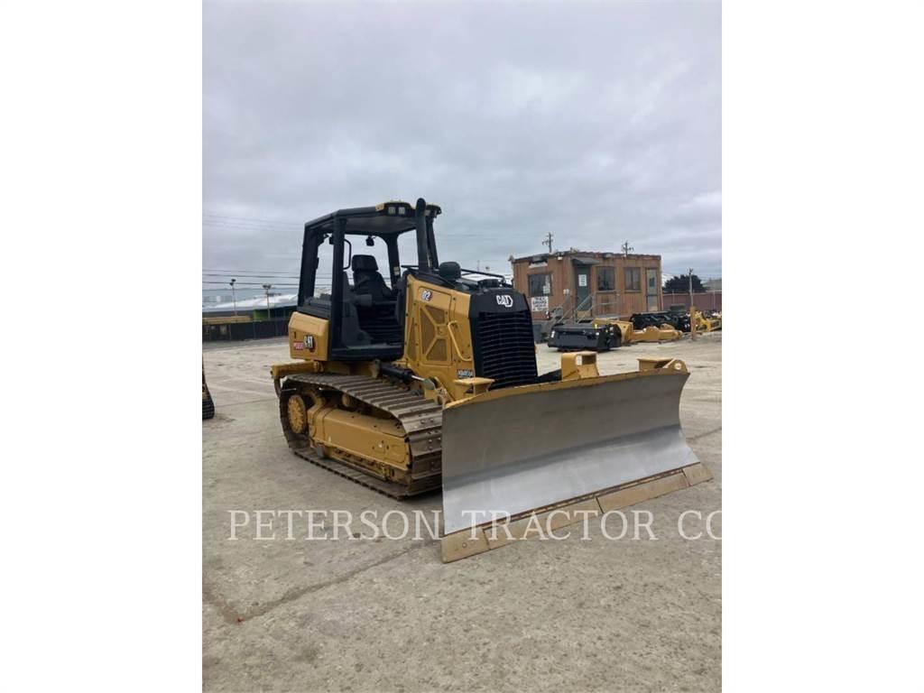 CAT D2 Верижни булдозери
