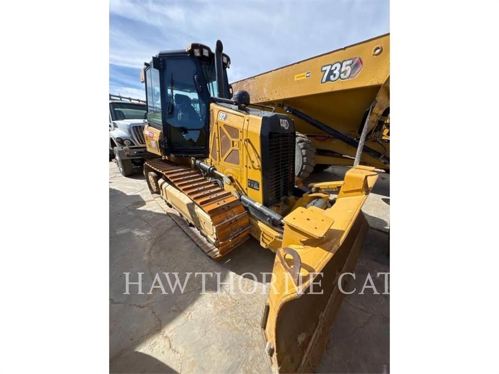 CAT D2 Верижни булдозери
