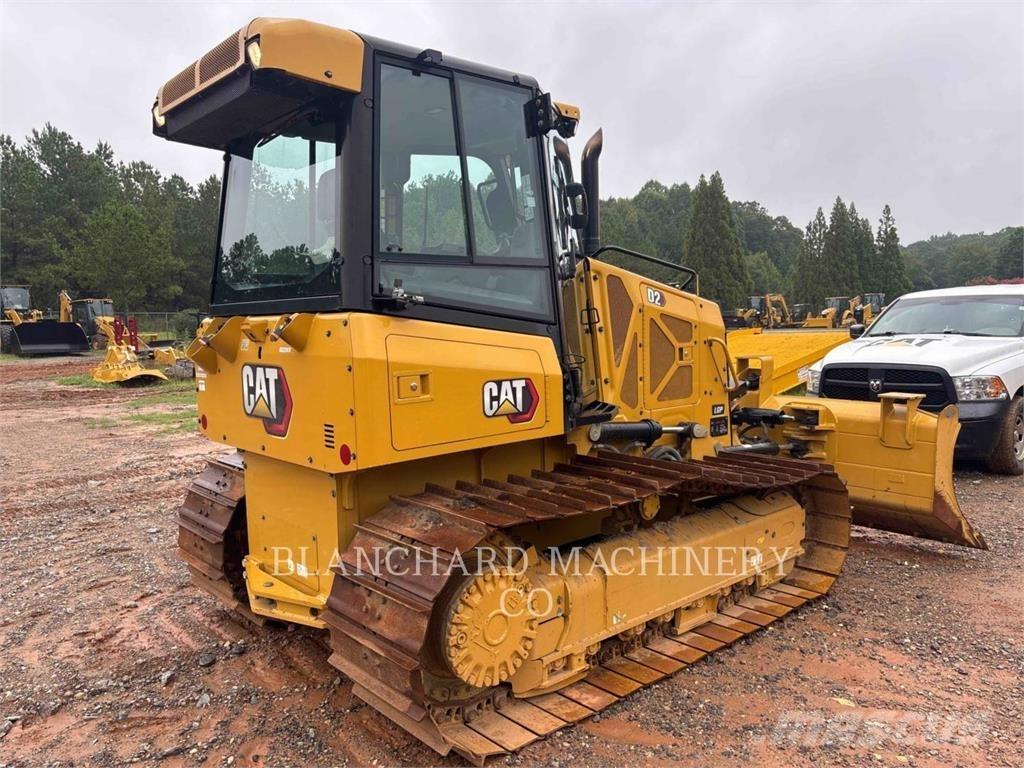 CAT D2 LGP Верижни булдозери
