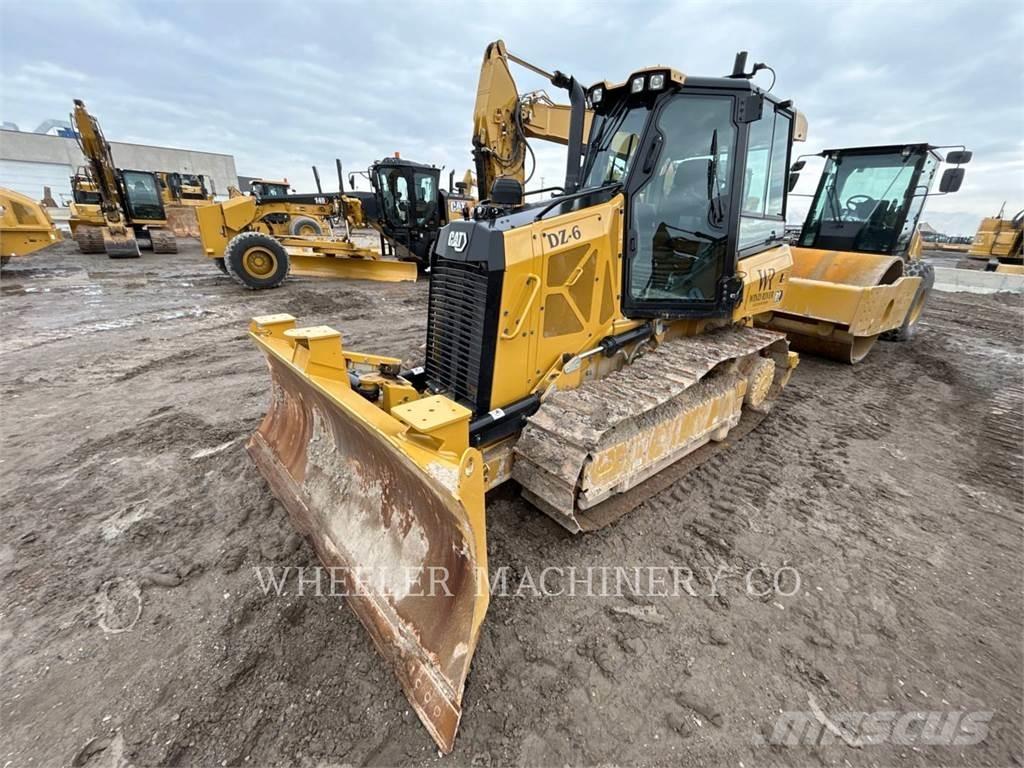 CAT D2 XL Верижни булдозери
