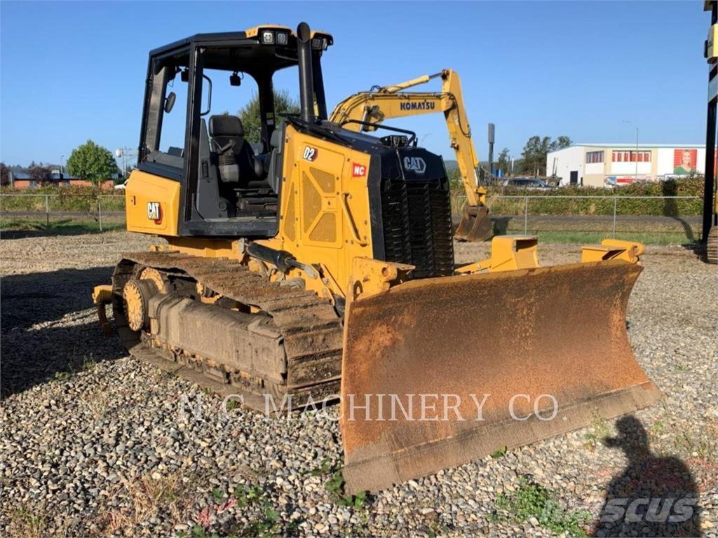 CAT D2 XLCN Верижни булдозери
