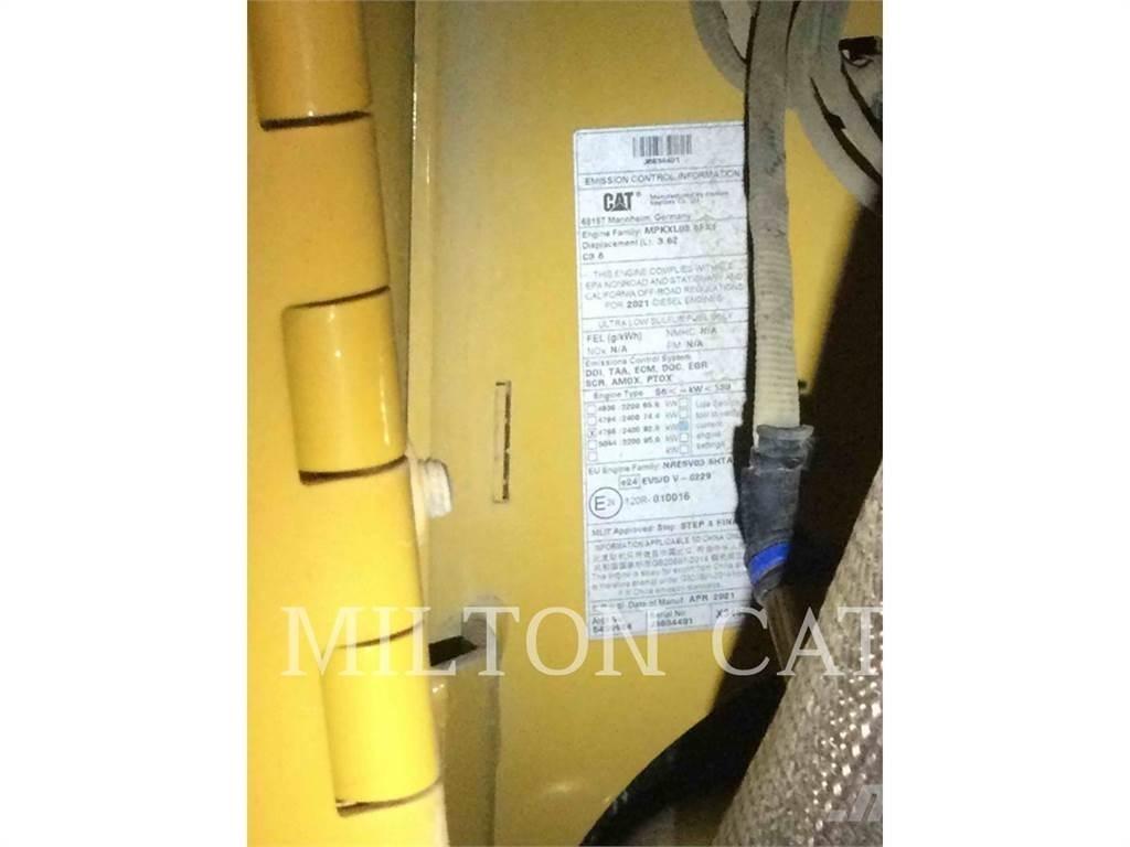 CAT D3 Верижни булдозери
