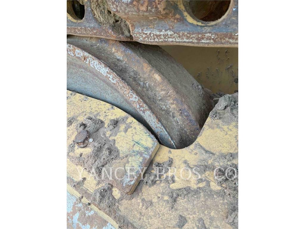 CAT D3 Верижни булдозери
