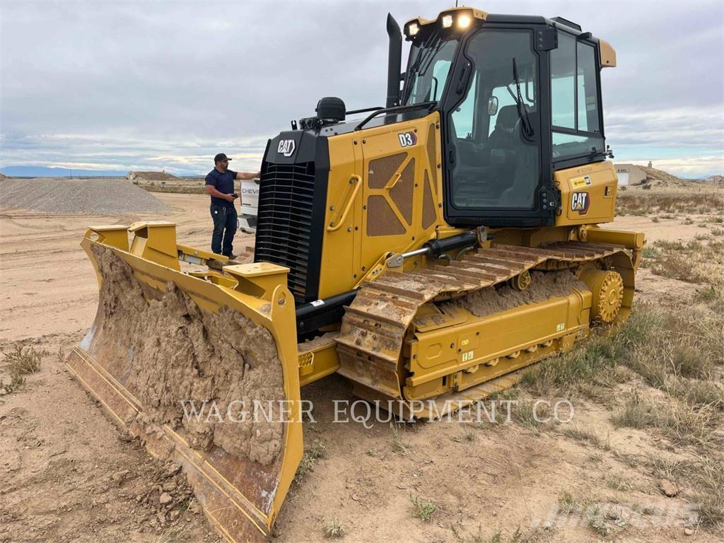 CAT D3 Верижни булдозери
