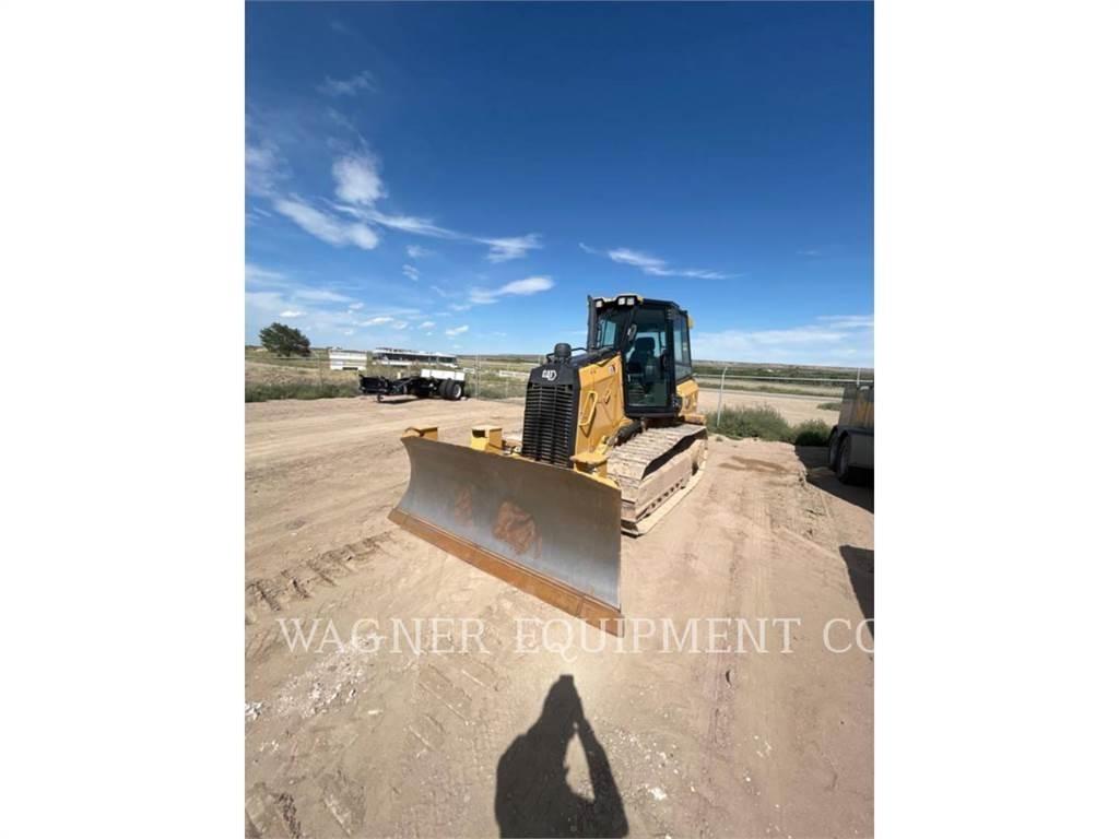 CAT D3 Верижни булдозери
